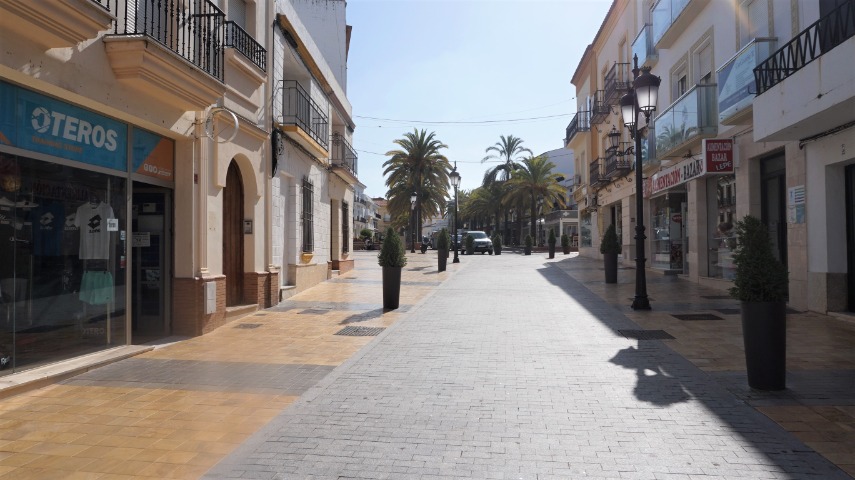 Local Centro Lepe HUELVA