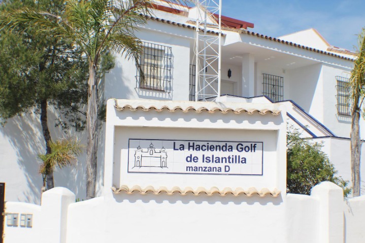 Apartamento Urb. La Hacienda Golf  D. Campo de Golf