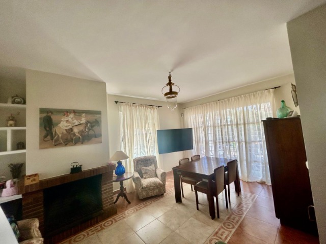 Chalet Calle Corvina , Urbasur