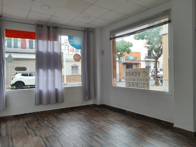 Local CENTRO Isla Cristina HUELVA