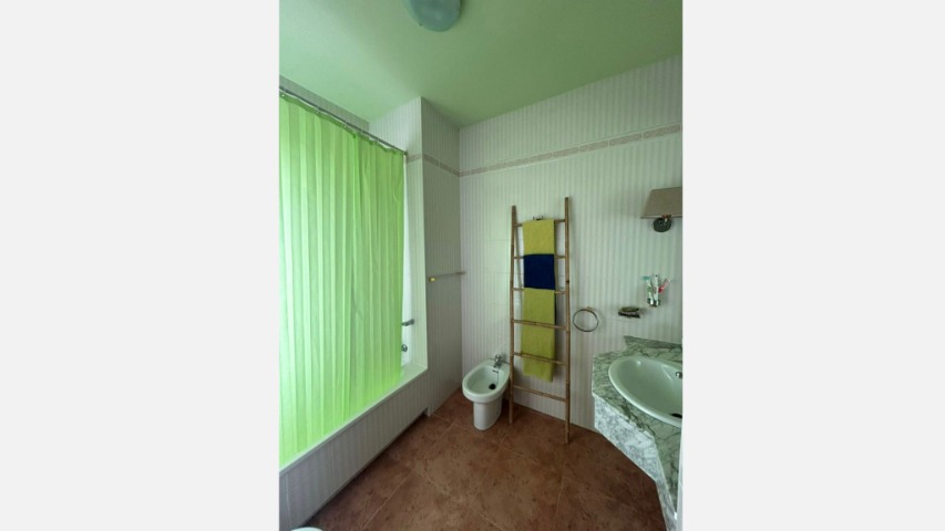 Chalet Calle Corvina , Urbasur